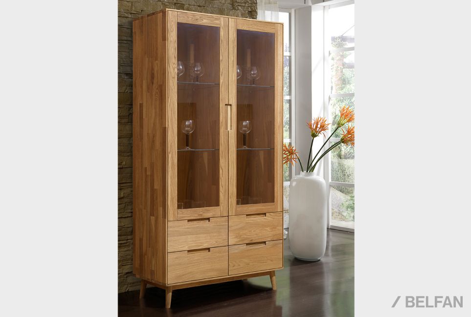 Шкаф с витриной 2-х дверный "Ирвинг" массив дуба 1
