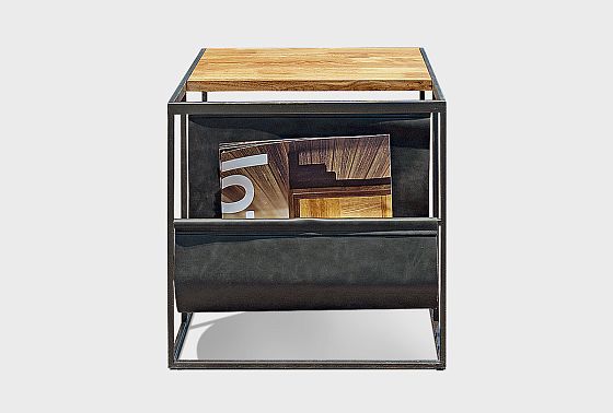 Стол журнальный "Арт" c газетницей массив дуба 2