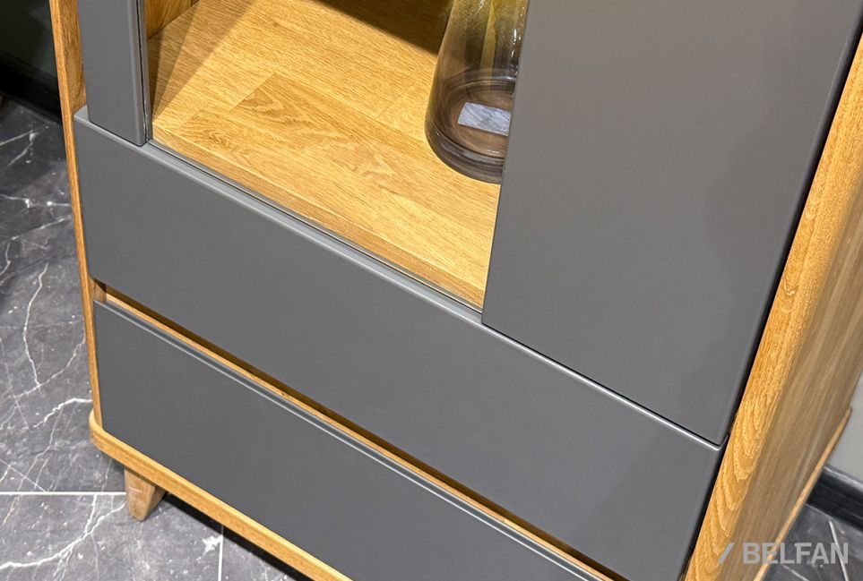 Шкаф с витриной 1-но дверный "Уоллстрит" (правый) массив дуба, МДФ 6