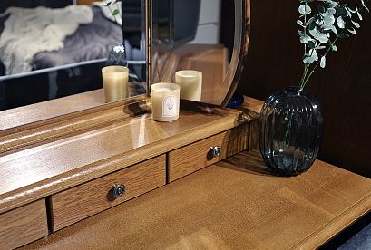 Стол туалетный "Соната" (декор); *ММ-283-06; коньяк+горький шоколад с тёмной патиной