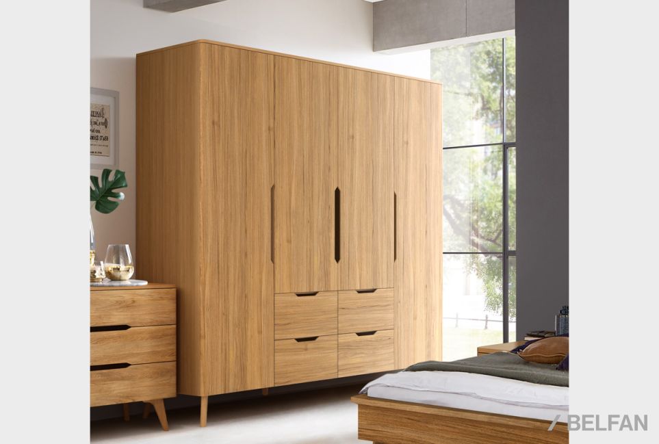 Шкаф для одежды 4-х дверный "Элва" массив и шпон дуба 1