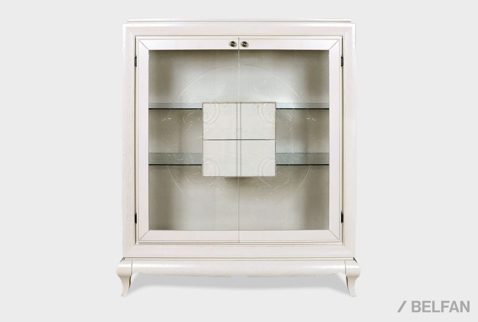 Тумба высокая "Соната" (стекло) массив и шпон дуба 1