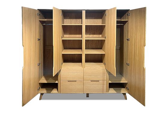 Шкаф для одежды 4-х дверный "Элва" массив и шпон дуба 8