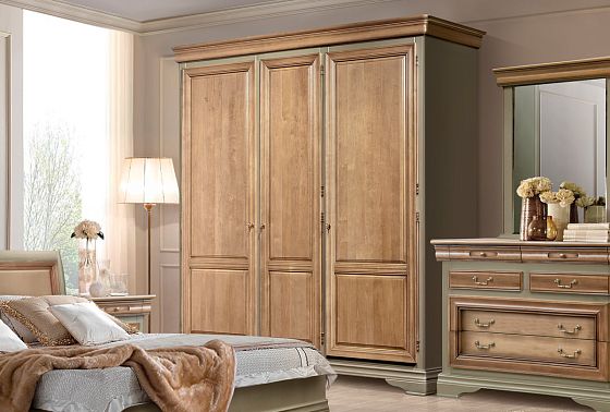Шкаф для одежды "Оливия" 3-х дверный массив и шпон ольхи 7