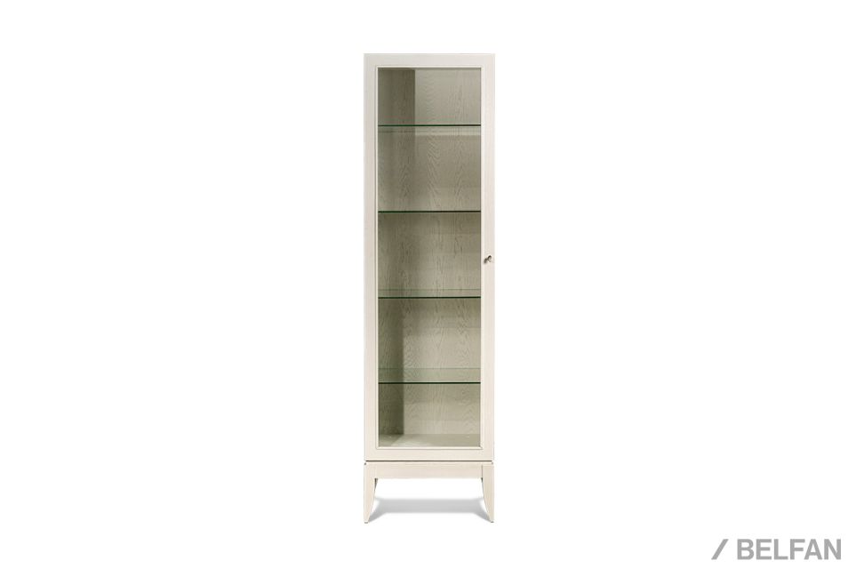 Шкаф с витриной 1-но дв. "Коста" левый (подсветка) массив и шпон дуба 5