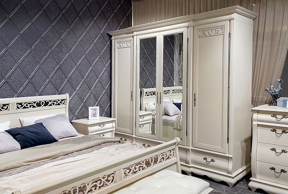 Шкаф для одежды "Тэфи" 4-х дв. с зеркалом массив и шпон дуба 3