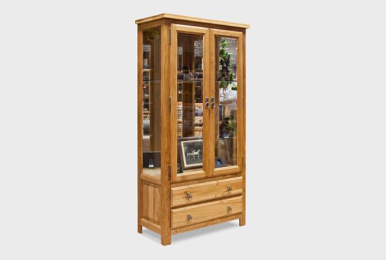 Витрина 2-х дверная "Горд" массив дуба 3