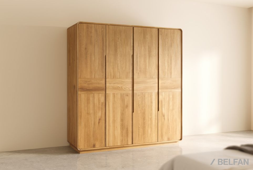 Шкаф для одежды 4-х дверный "Монблан" массив дуба 1