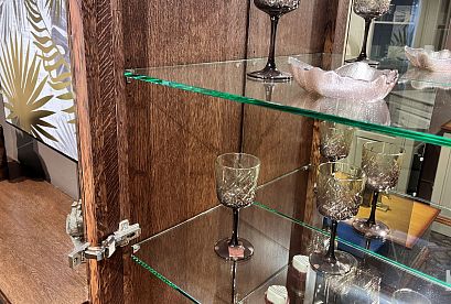 Витрина 1-но дверная «Дакота» (левая); *ГМ 1621Е-01; мадуро, серый оникс