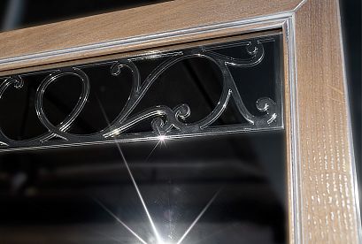 Зеркало "Тэфи" 28; *ММ-210-28; амбэр с белой патиной