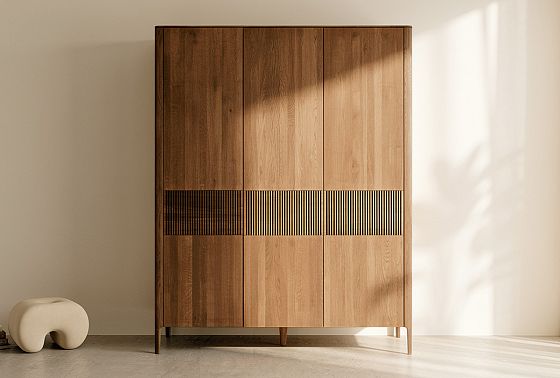 Шкаф для одежды 3-х дверный "Бергамо" массив дуба 9