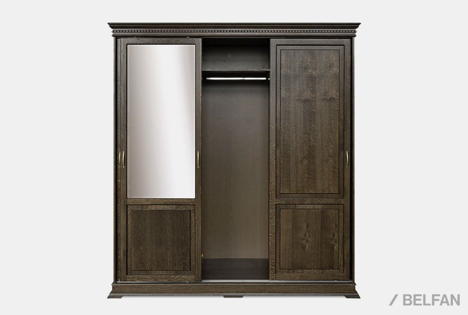 Шкаф-купе 3-х дв. "Верди Люкс" массив и шпон дуба 1