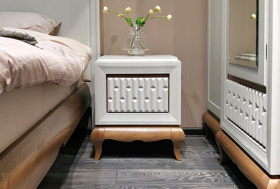 Тумба прикроватная "Армония" массив и шпон дуба 10