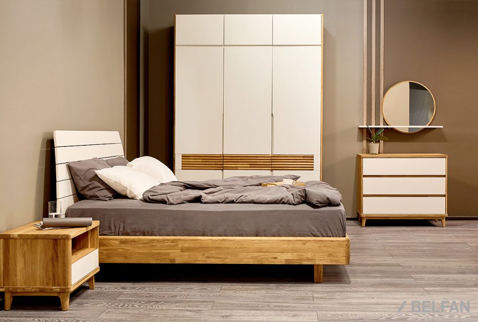 Шкаф для одежды 3-х дверный "Уоллстрит" массив дуба, МДФ 3