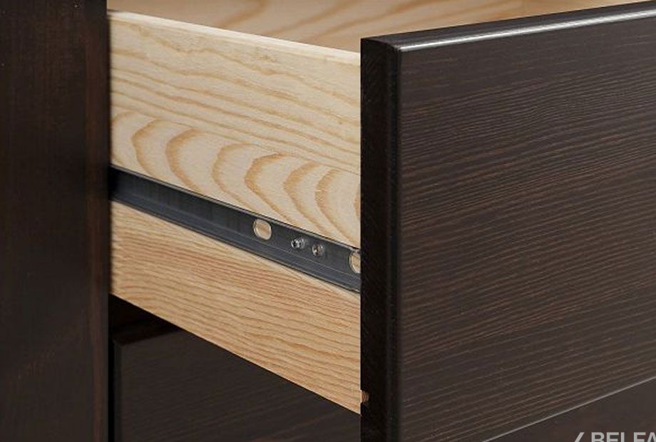 Стол письменный "Рауна" 08 (2 тумбы) массив сосны 2