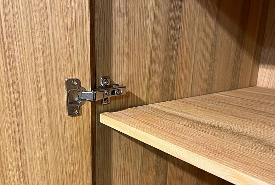 Шкаф для одежды 4-х дверный "Элва" массив и шпон дуба 8