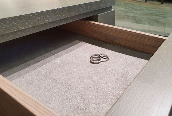 Стол туалетный "Коста" массив и шпон дуба 4