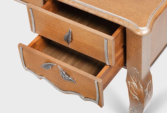 Стол письменный "Трио" массив и шпон дуба 10