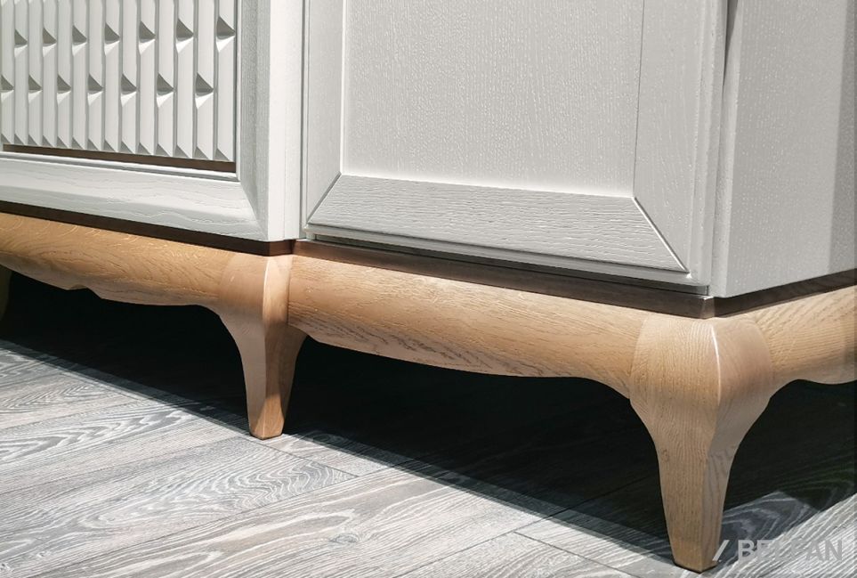 Шкаф для одежды 4-х дв. "Армония" с зеркалом массив и шпон дуба 3