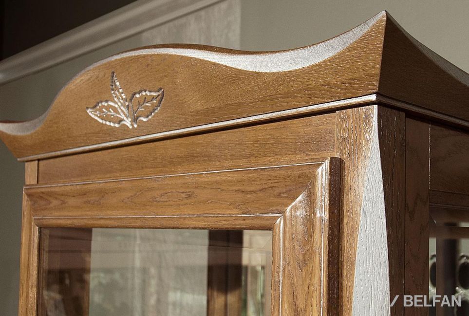 Шкаф с витриной 1-но дв. "Трио" (правый) массив и шпон дуба 3