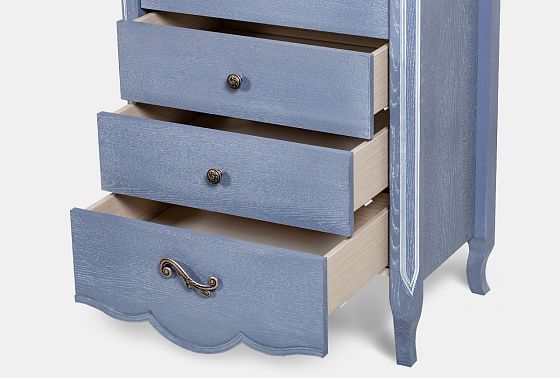 Комод "Катрин" высокий массив и шпон дуба 3