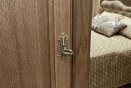 Шкаф для одежды "Флерон" 3-х дв. (с зеркалом)