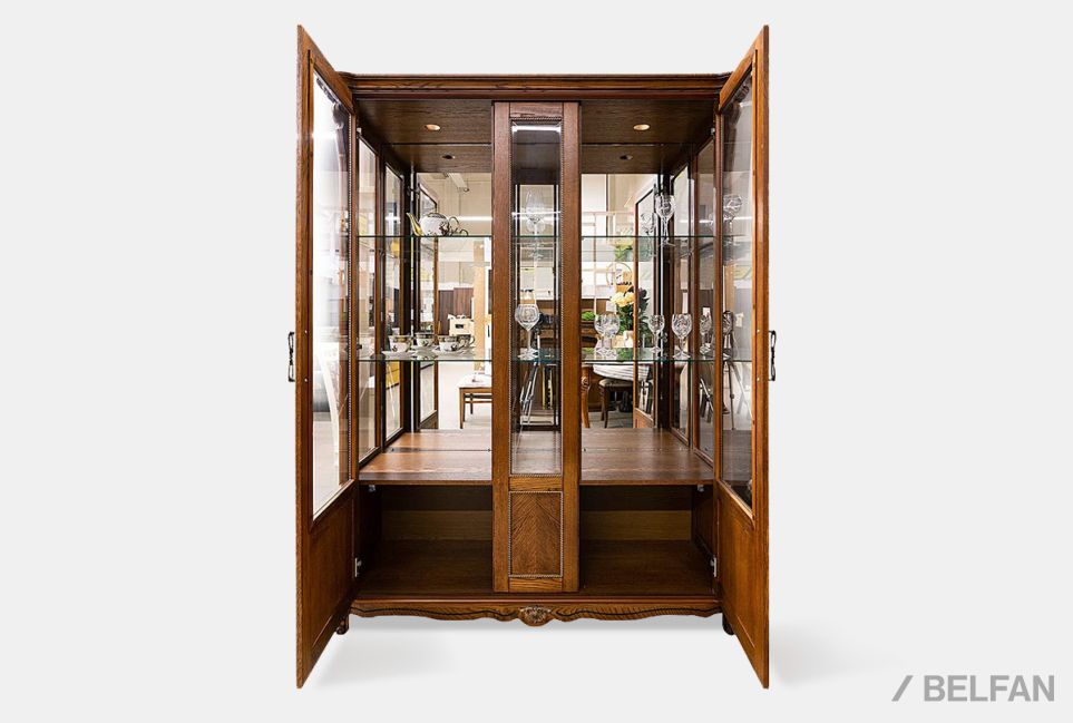 Шкаф с витриной "Алези 5" массив и шпон дуба 2