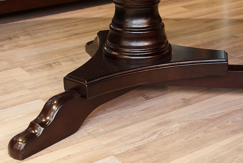 Стол обеденный "Полонез" 41 массив и шпон дуба 2