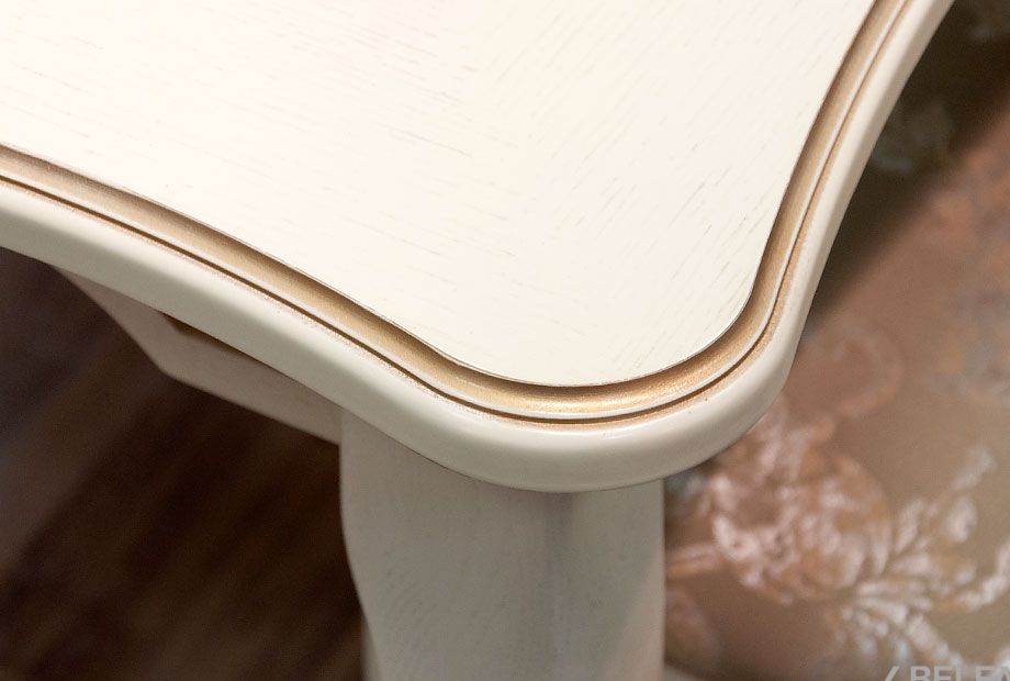 Стол журнальный "Алези 03" массив и шпон дуба 2