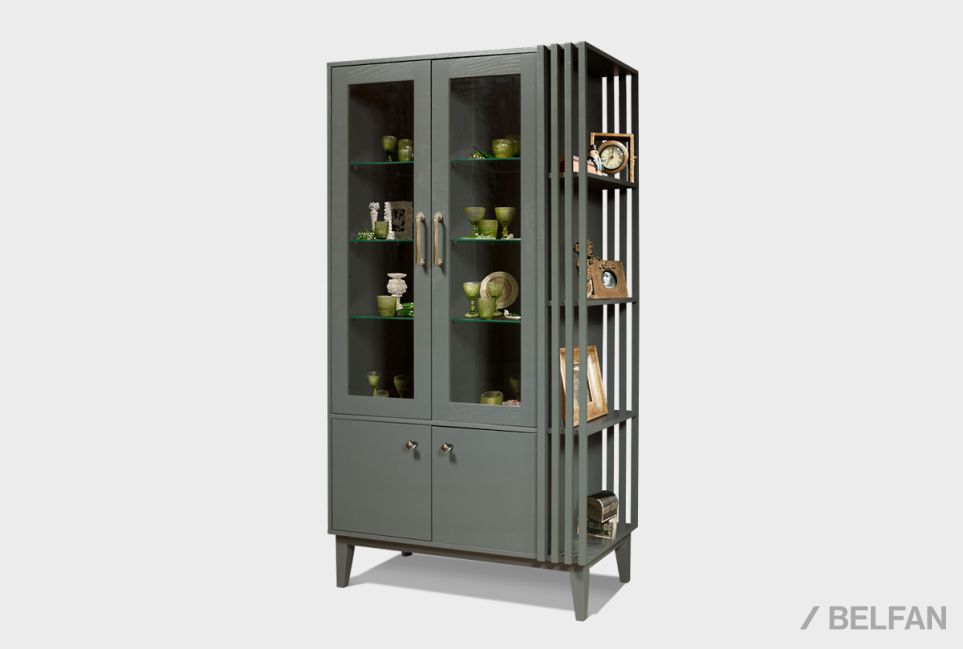 Витрина 4-х дв. "Чикаго" (правая) массив и шпон дуба 1