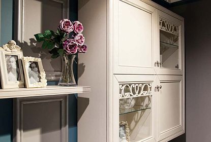 Шкаф навесной