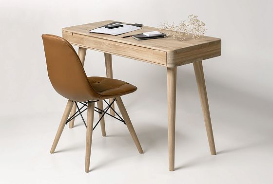 Стол туалетный "Ирвинг" массив дуба 8