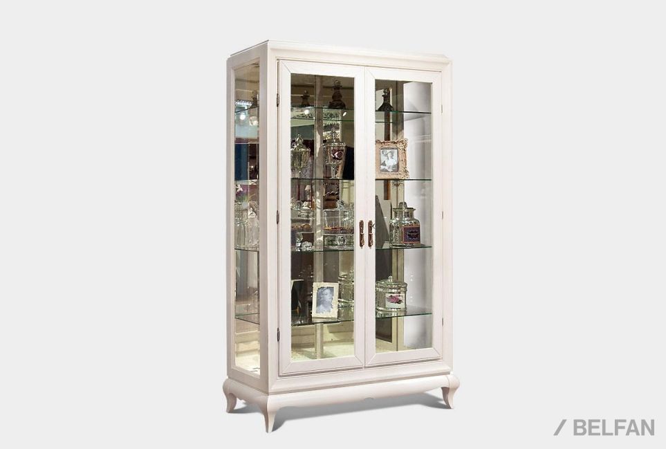 Шкаф с витриной 2-х дверный "Соната" массив и шпон дуба 2