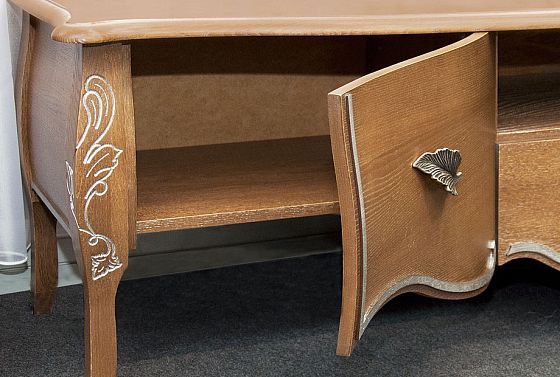 Тумба под ТВ "Трио" 05 массив и шпон дуба 4