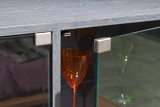 Шкаф с витриной 2-х дв. "Dillinger" (низкий с подсветкой) массив и шпон дуба, металл 4