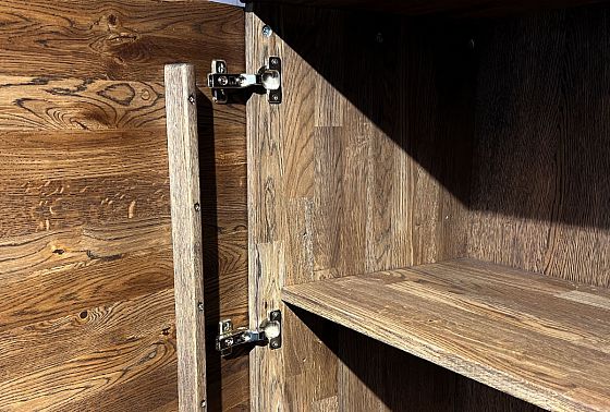 Шкаф с витриной 1-но дверный "Мидгард" (левый) массив дуба 6