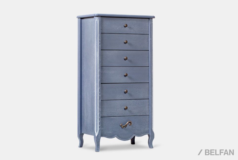 Комод "Катрин" высокий массив и шпон дуба 1