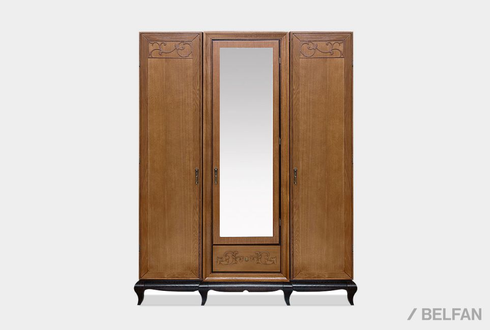 Шкаф для одежды 3-х дв. "Соната" с зеркалом (без декора) массив и шпон дуба 1