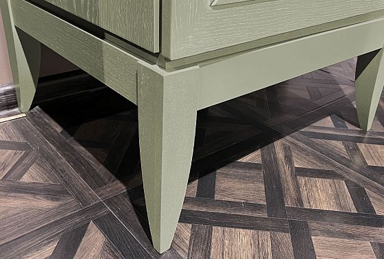 Шкаф с витриной 1-но дв. "Коста" левый (подсветка) массив и шпон дуба 5