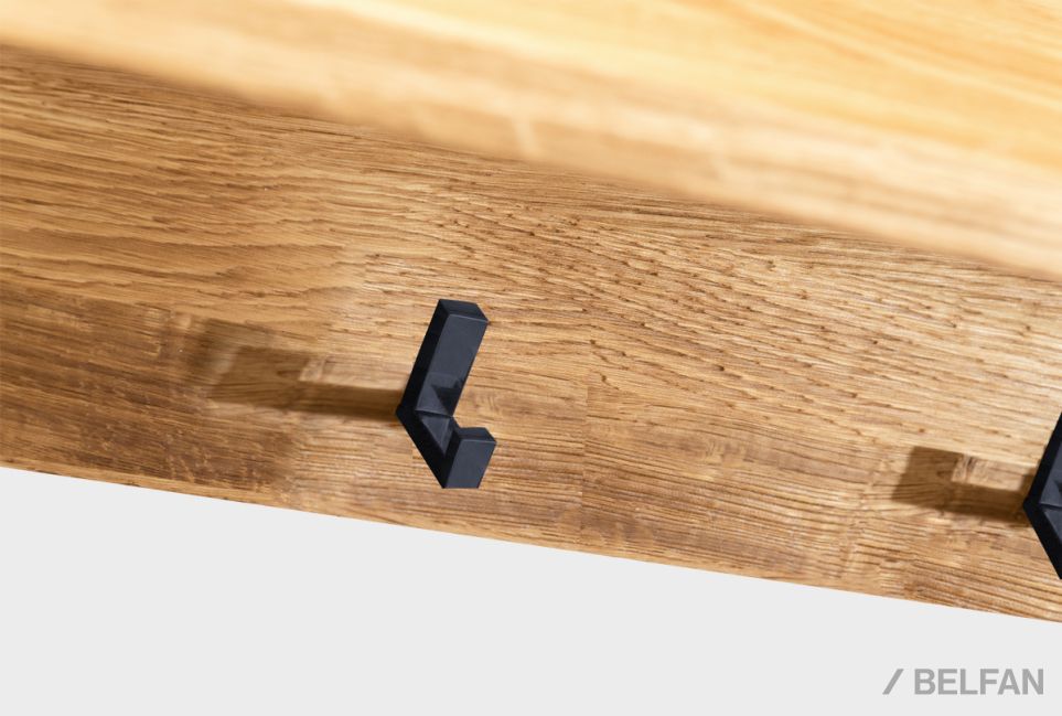 Вешалка настенная "Арт" массив дуба 2