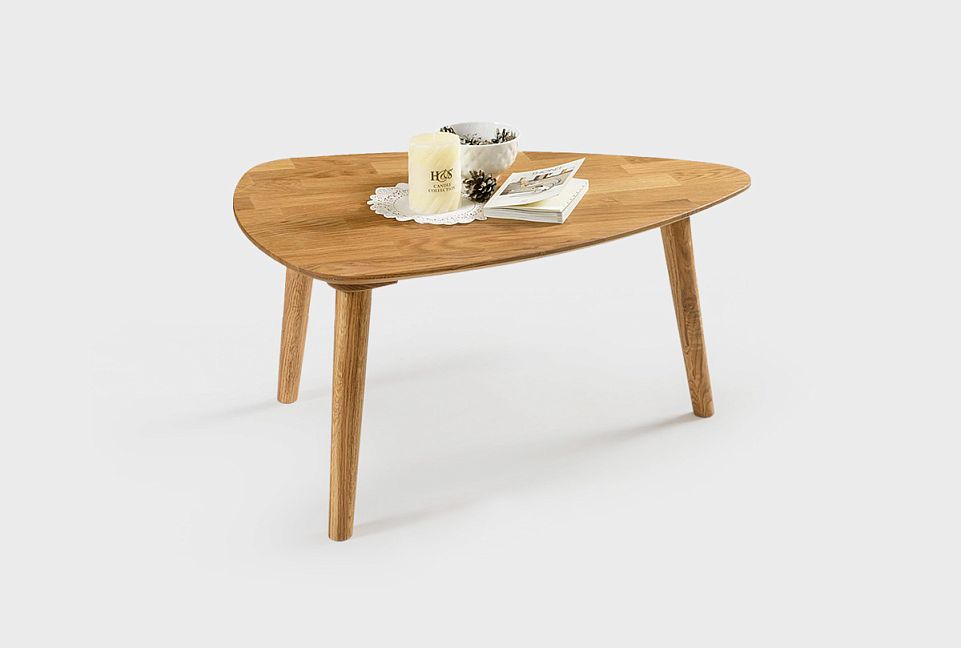 Стол журнальный "Арт" 70 (капля); бейц-масло