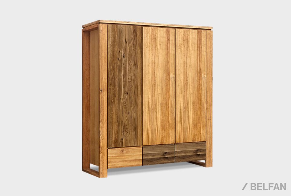 Шкаф для одежды 3-х дверный "Берген" В-6 массив и шпон дуба 1