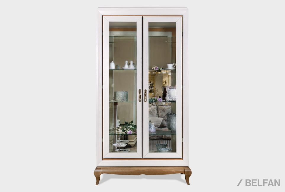 Шкаф с витриной 2-х дверный "Армония" массив и шпон дуба 3