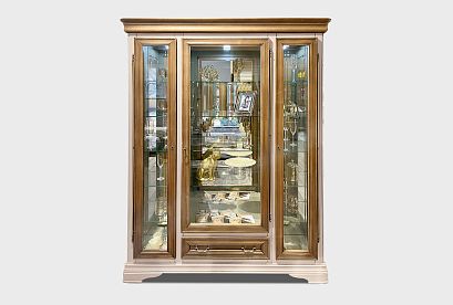Шкаф с витриной 3-х дверный "Оливия"; *ММ-348-02; пудра