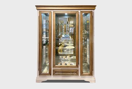 Шкаф с витриной 3-х дверный "Оливия"