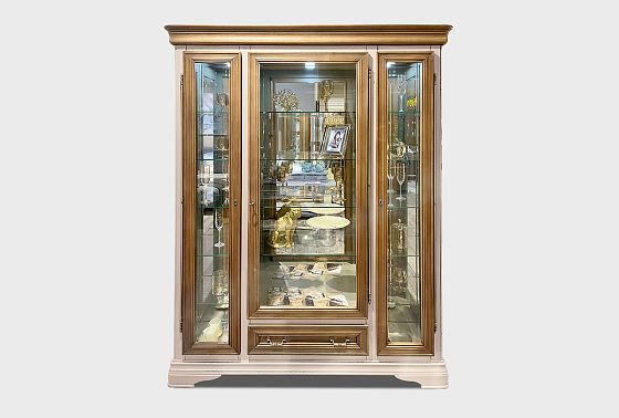 Шкаф с витриной 3-х дверный "Оливия" массив и шпон ольхи 5