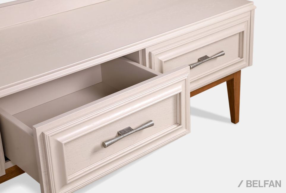 Тумба под ТВ "Сакраменто" 3 массив и шпон дуба, МДФ 5