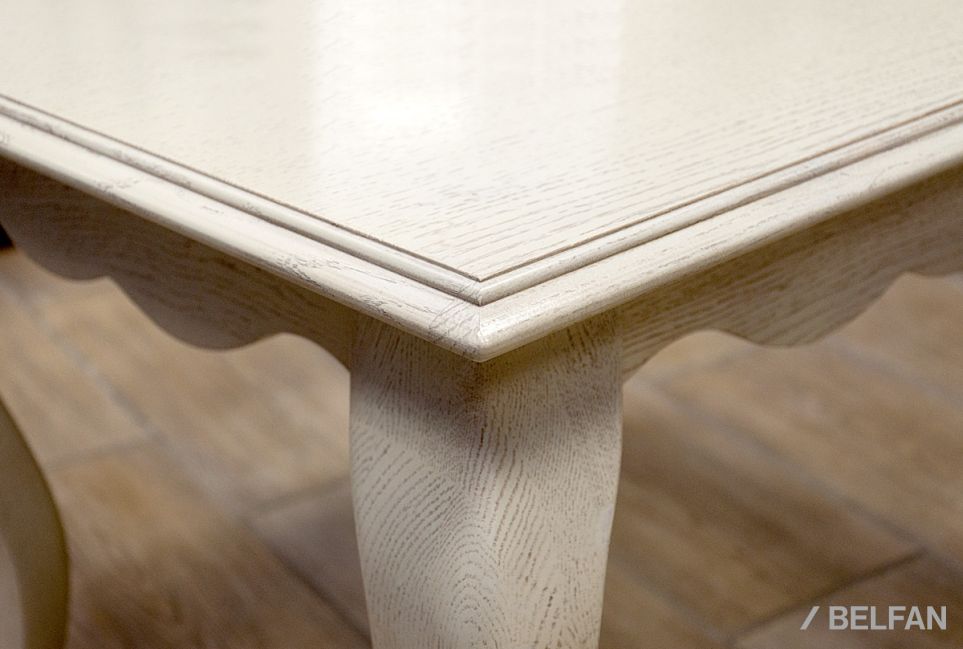 Стол журнальный "Тэфи" квадратный массив и шпон дуба 2