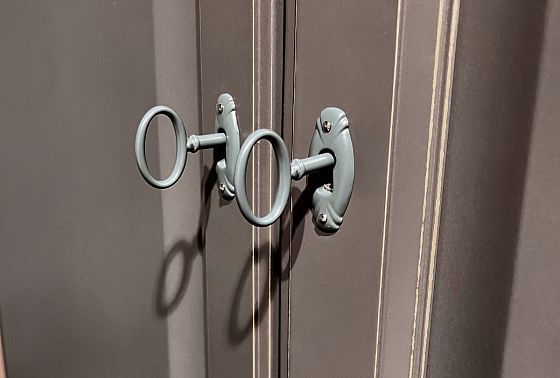 Шкаф для одежды "Флерон" 3-х дв. массив и шпон дуба 3