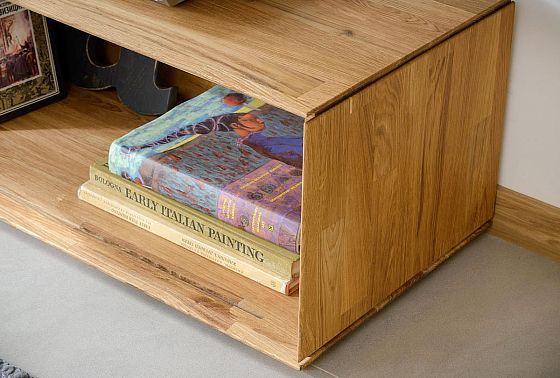 Тумба под ТВ "Гринвуд" массив дуба 16